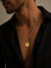 Sovereign Coin Necklace Zj